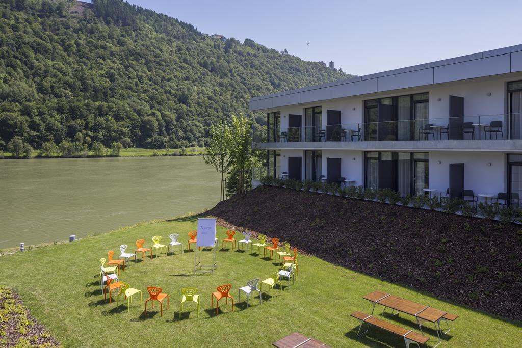 Wesenufer Hotel & Seminarkultur An Der Donau Екстериор снимка