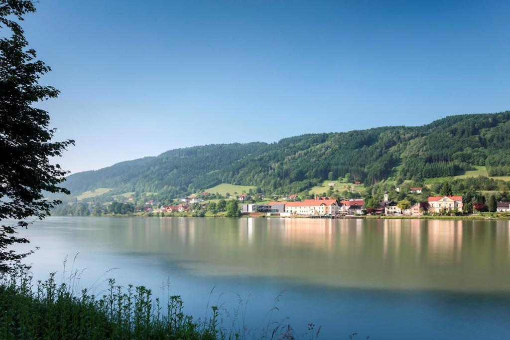 Wesenufer Hotel & Seminarkultur An Der Donau Екстериор снимка