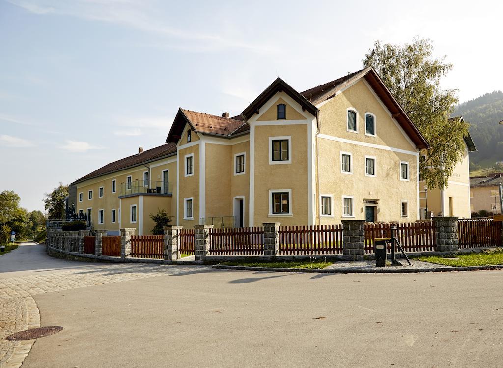 Wesenufer Hotel & Seminarkultur An Der Donau Екстериор снимка